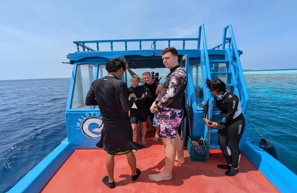 Dive Center Maldivers Dhiffushi - Northern Atolls – Thoddoo - photo 2